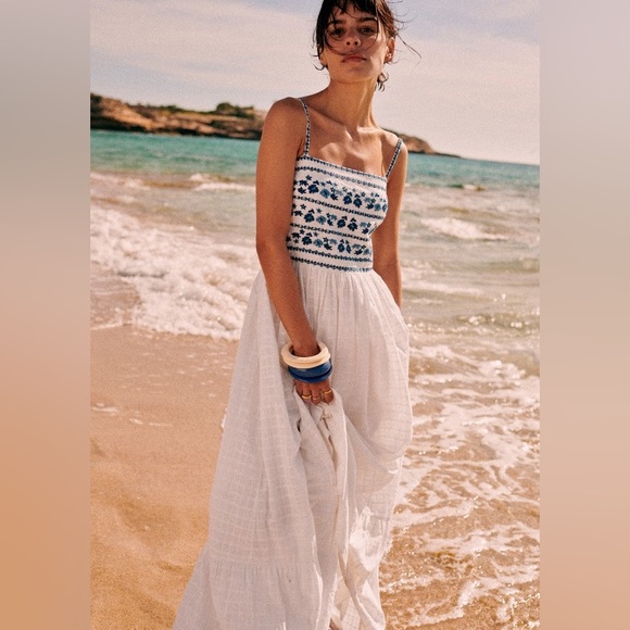 Sezane Dresses & Skirts - Sézane Erna Dress in Ecru Blue FR 46 / US 14